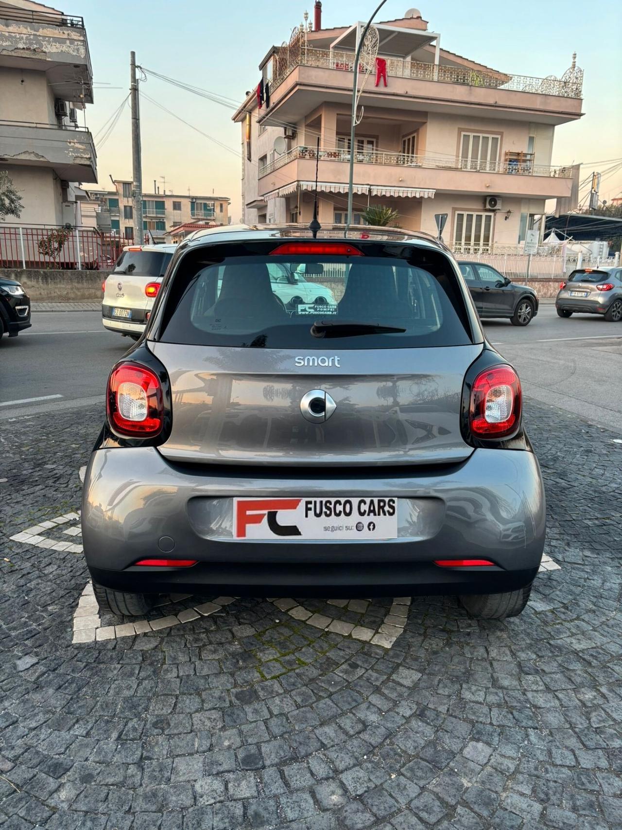 Smart ForFour 70 1.0 Youngster