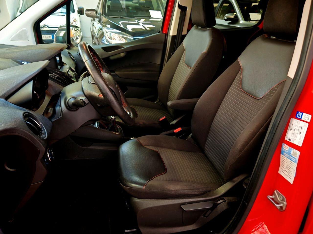 Ford Tourneo Courier 1.0 Sport EcoBoost