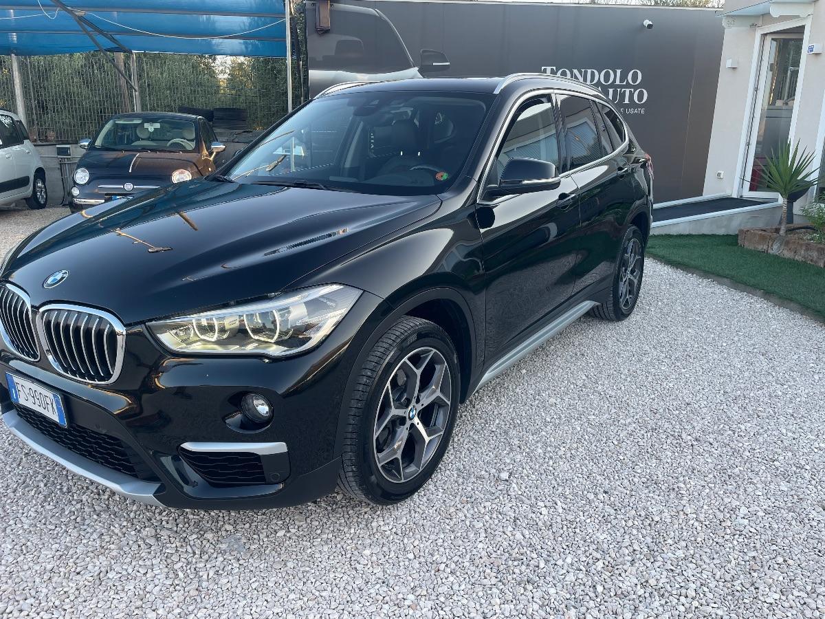 BMW - X1 - xDrive18d xLine
