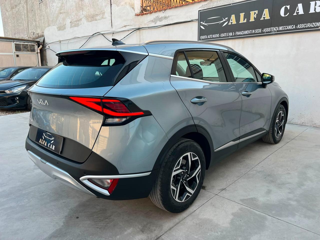 KIA SPORTAGE 1.6 CRDi MHEV 136CV 2023!!! AUTOMATICA!!!