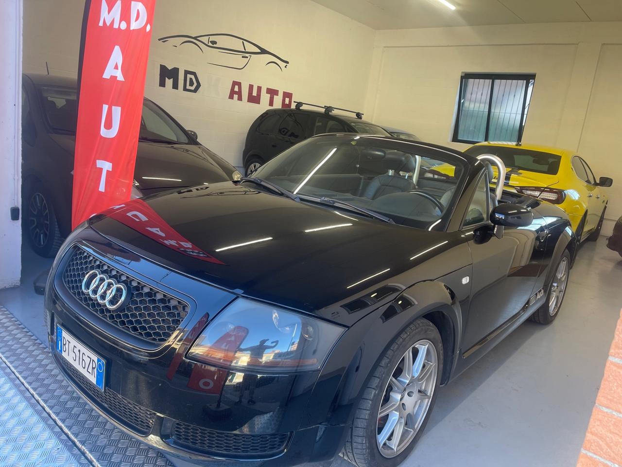 Audi TT Roadster 1.8 T 20V 179 CV cabrio