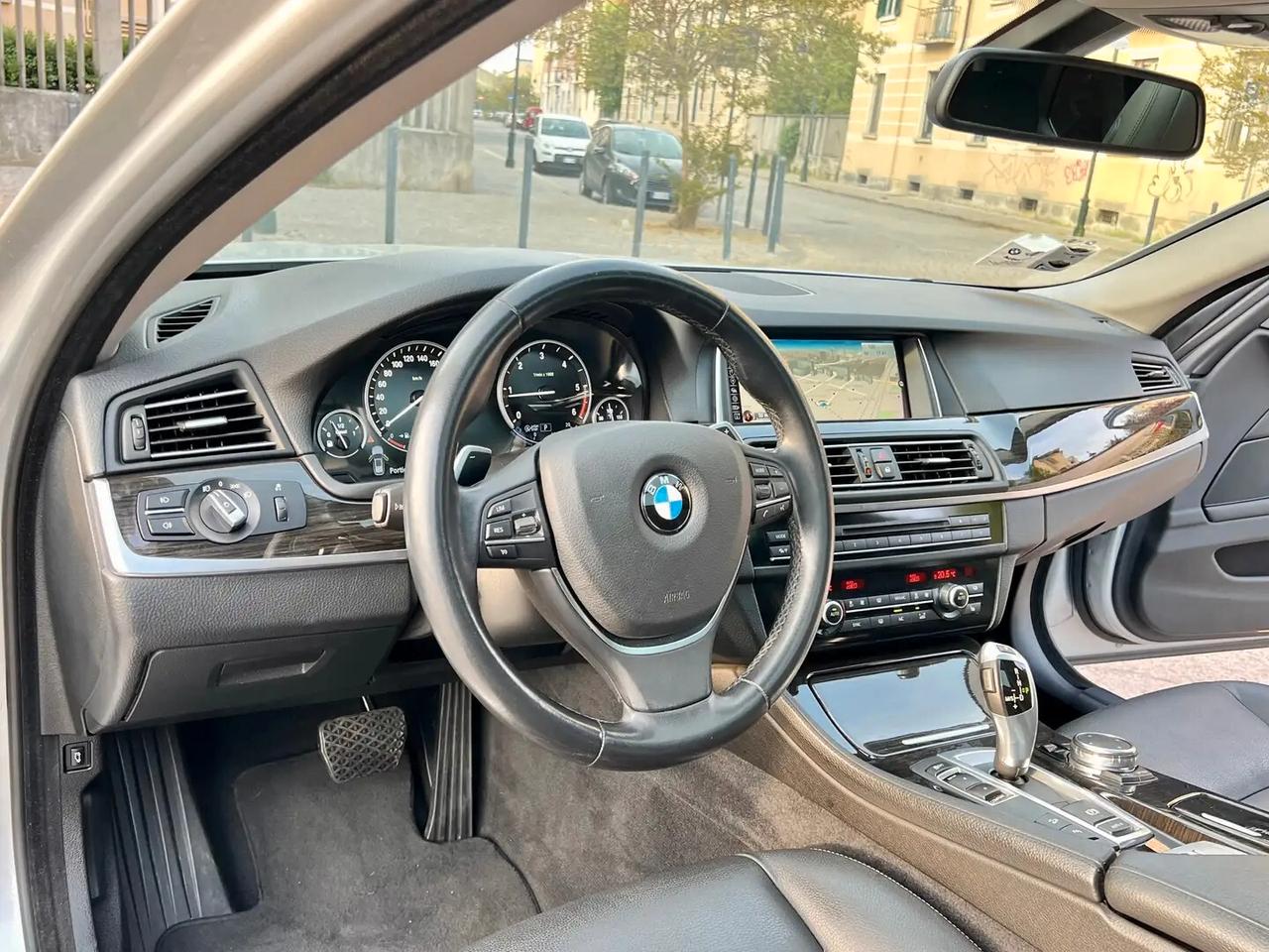 Bmw 520 520d xDrive Touring Luxury