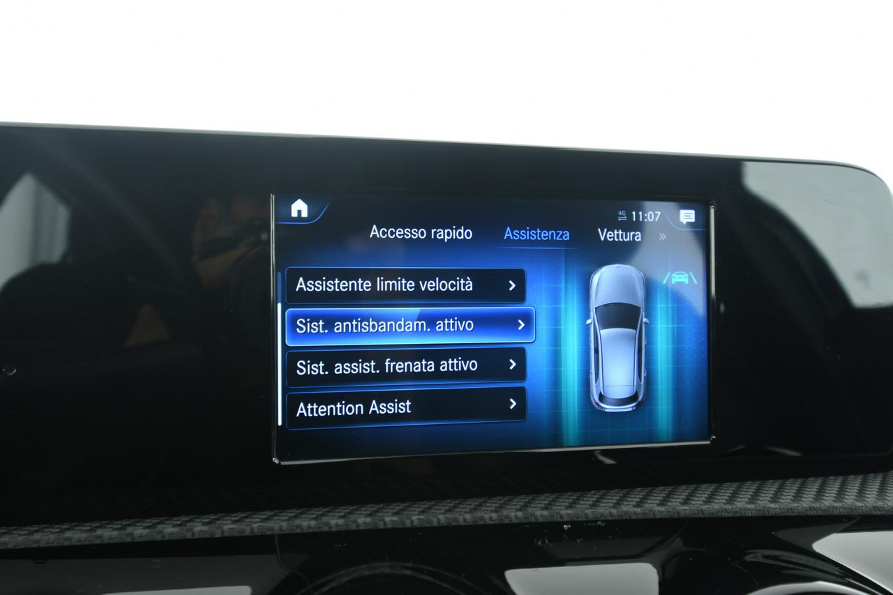 Mercedes-Benz A 180 d Business auto NEOPATENTATI+CAMERA+LED
