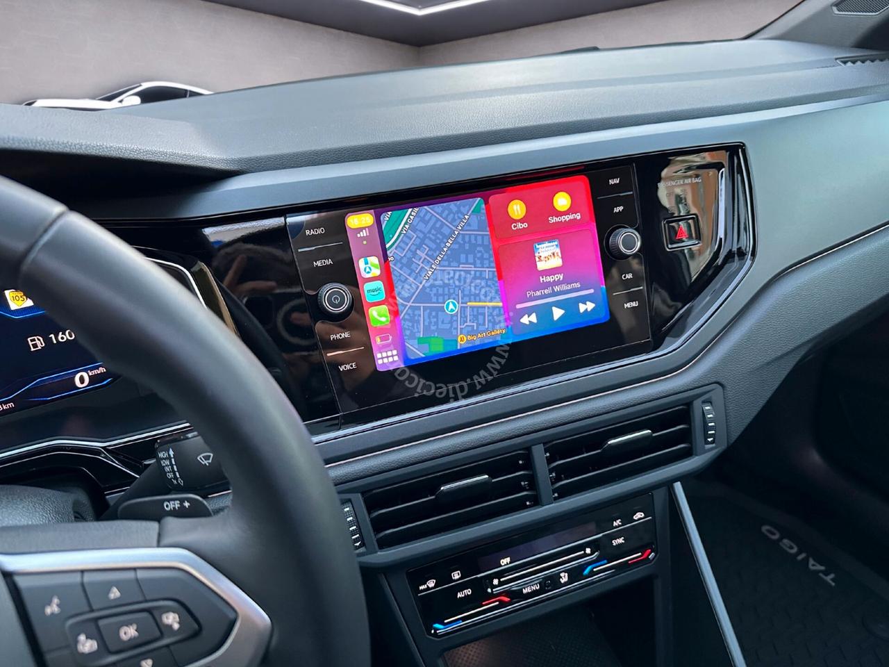 Volkswagen Taigo 1.0 TSI 115 CV DSG R-Line Plus TETTO MATRIX KEY-LESS