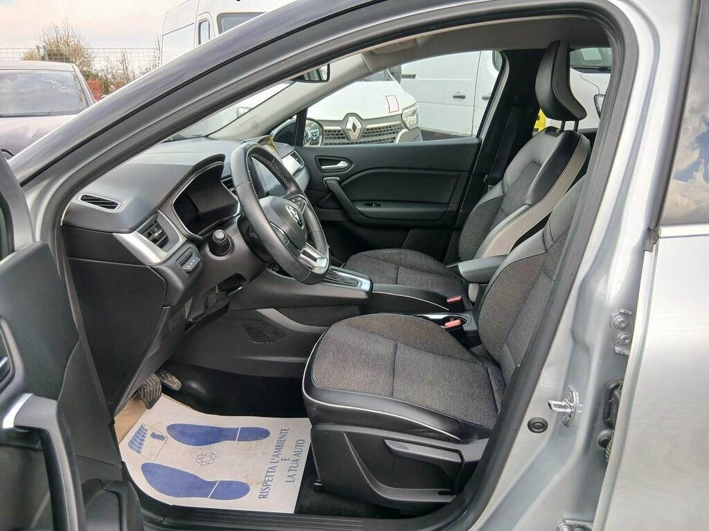 Renault Captur 1.6 E-TECH Hybrid Techno Fast Track Auto
