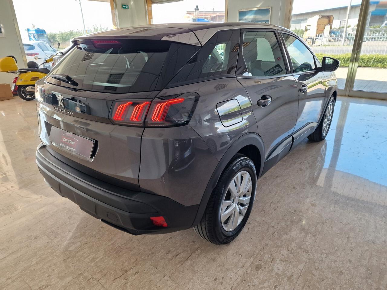 Peugeot 3008 1.5 HDi 130 cv EAT8