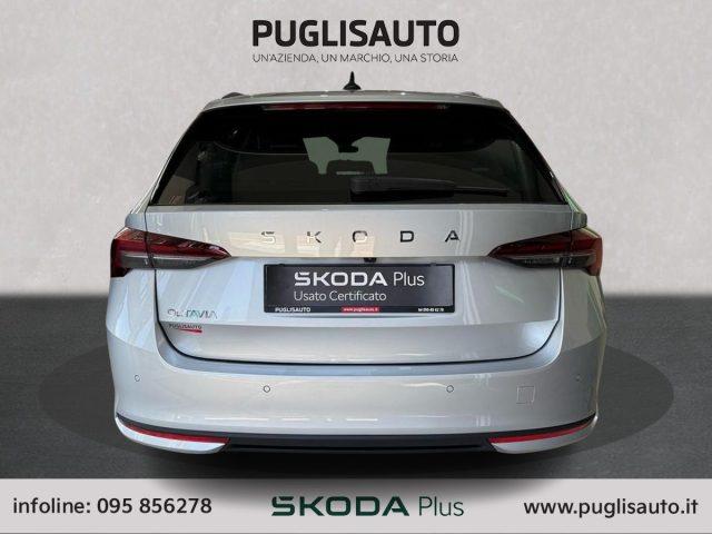 SKODA Octavia 2.0 TDI 150 CV DSG Wagon Executive
