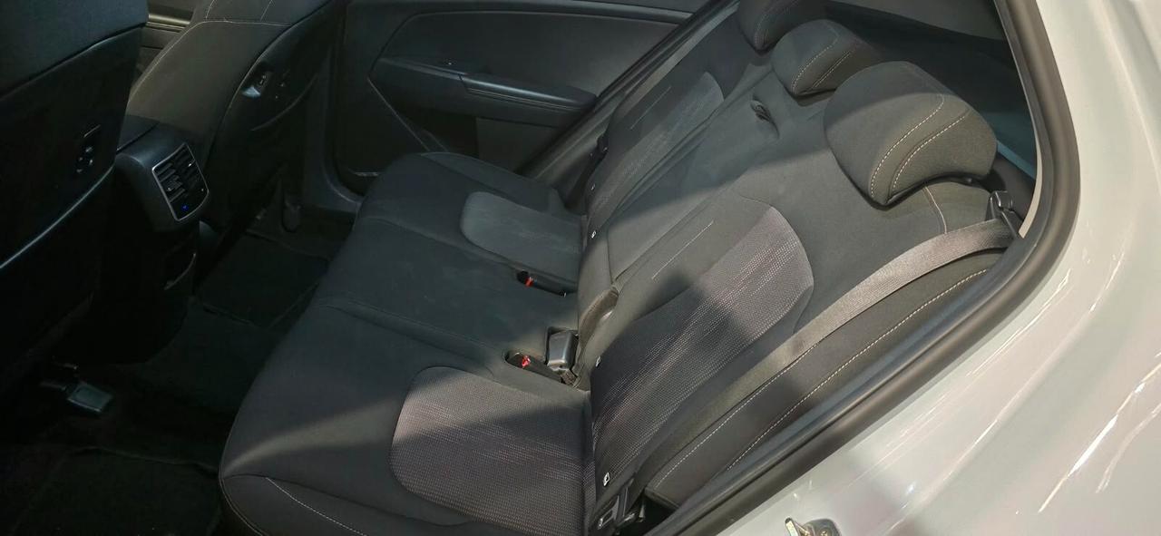 Kia Sportage 1.6 CRDi MHEV DCT Style