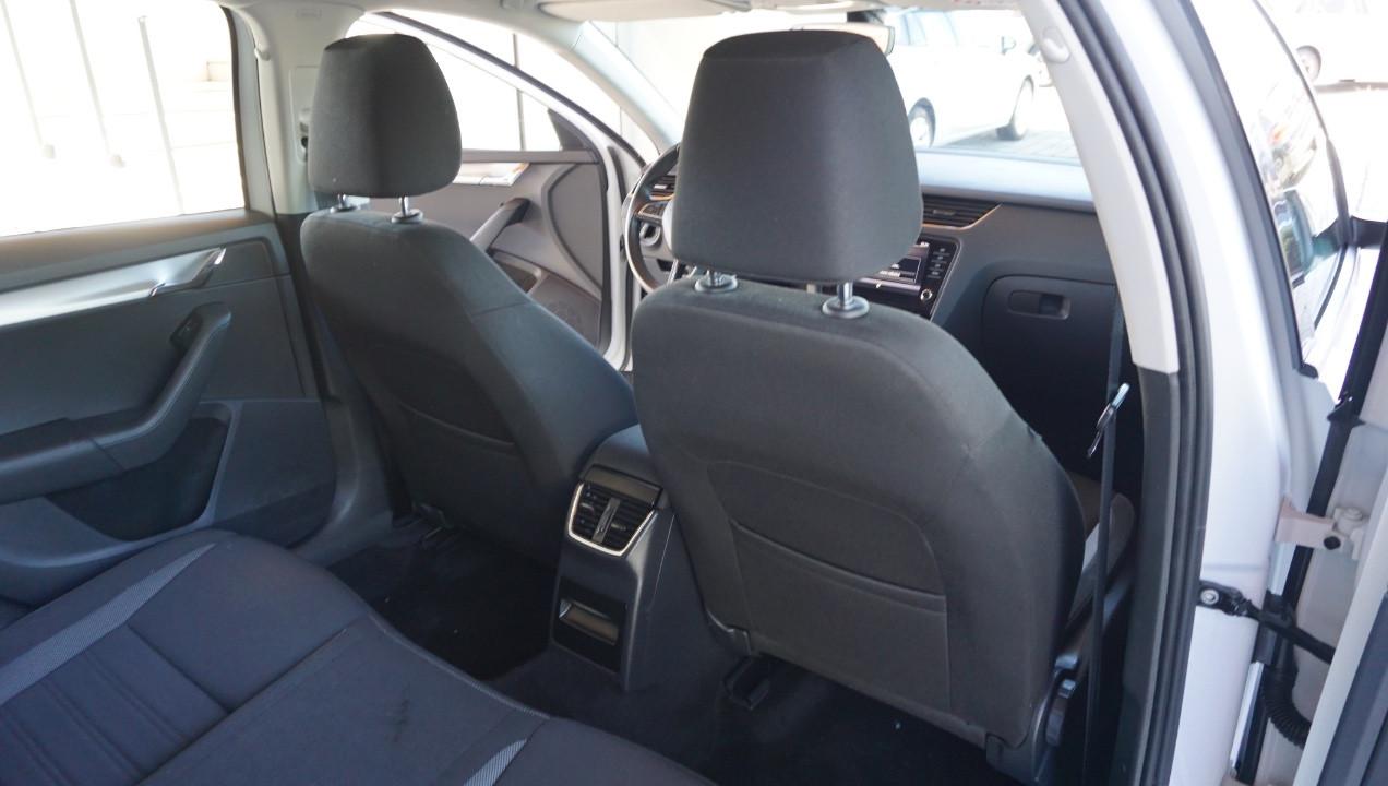 Skoda Octavia Wagon 1.6 tdi Style 115cv dsg