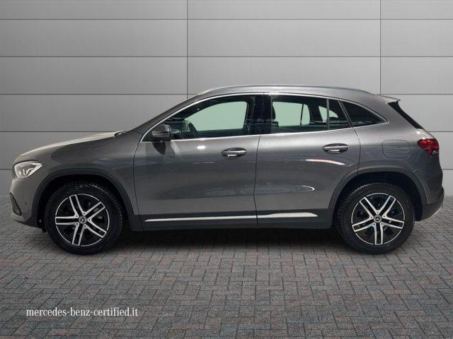 MERCEDES-BENZ GLA 200 Automatic Sport Plus