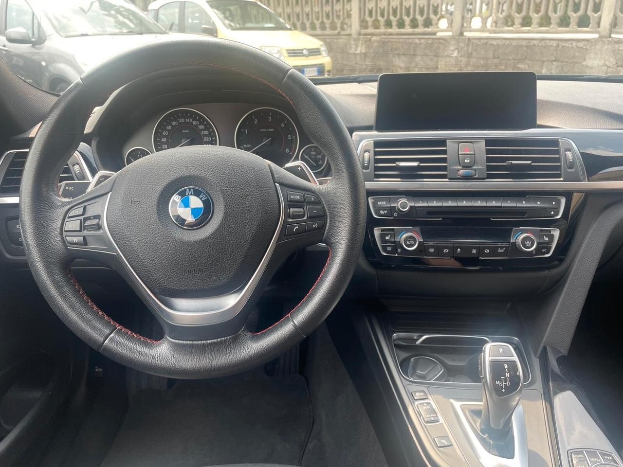 BMW 320d xDrive Sport Automatico trazione integrale