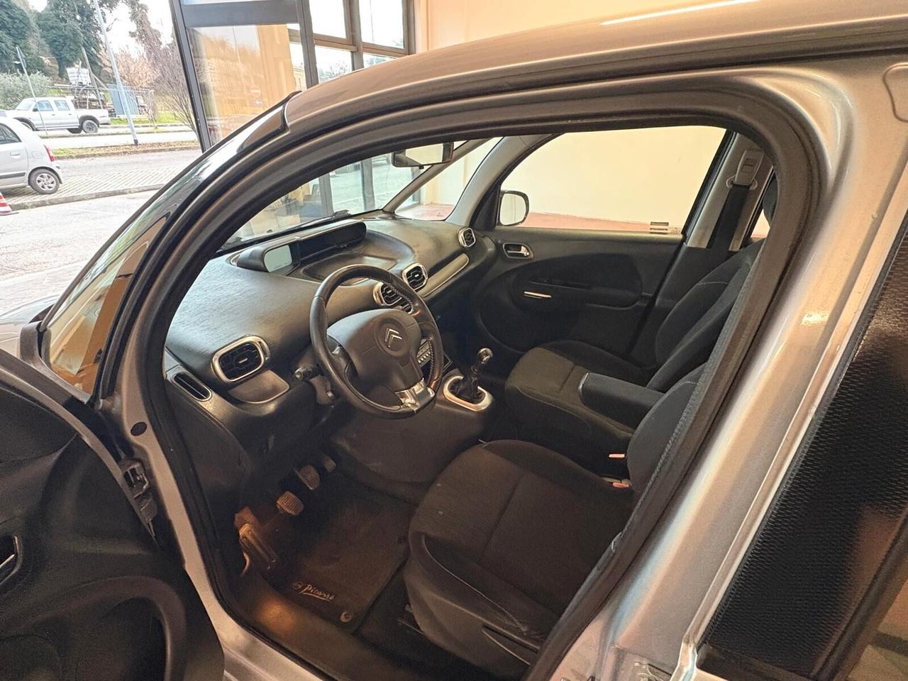 CITROEN C3 PICASSO benz. 1.4 CV 95 Km 126.895 certificati PER NEOPATENTATI Garanzia 12 mesi