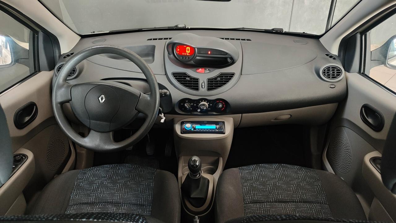 Renault Twingo 1.2 8V Dynamique