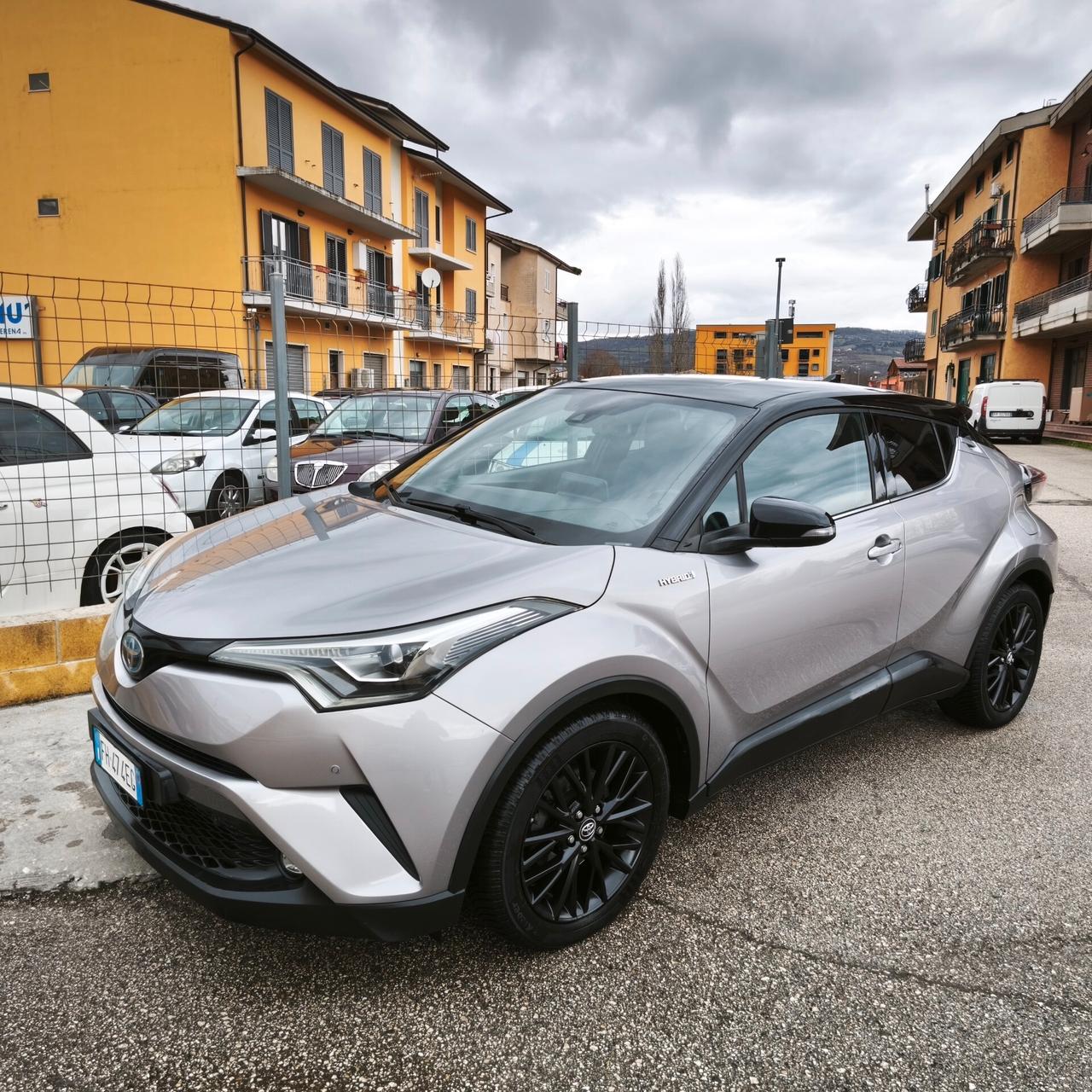 Toyota C-HR 1.8 Hybrid E-CVT Style