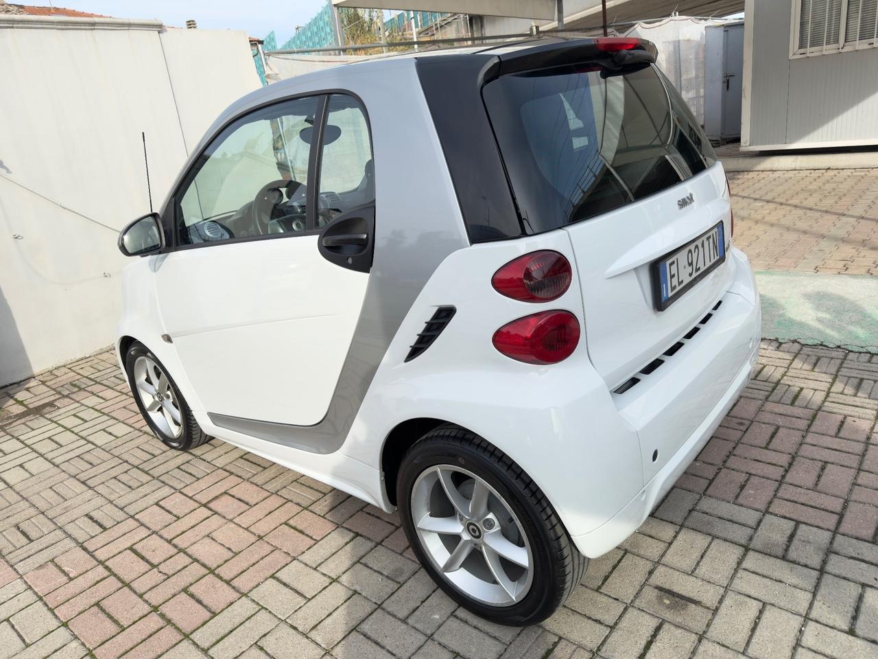 Smart Fortwo 1.0 Mhd Pulse