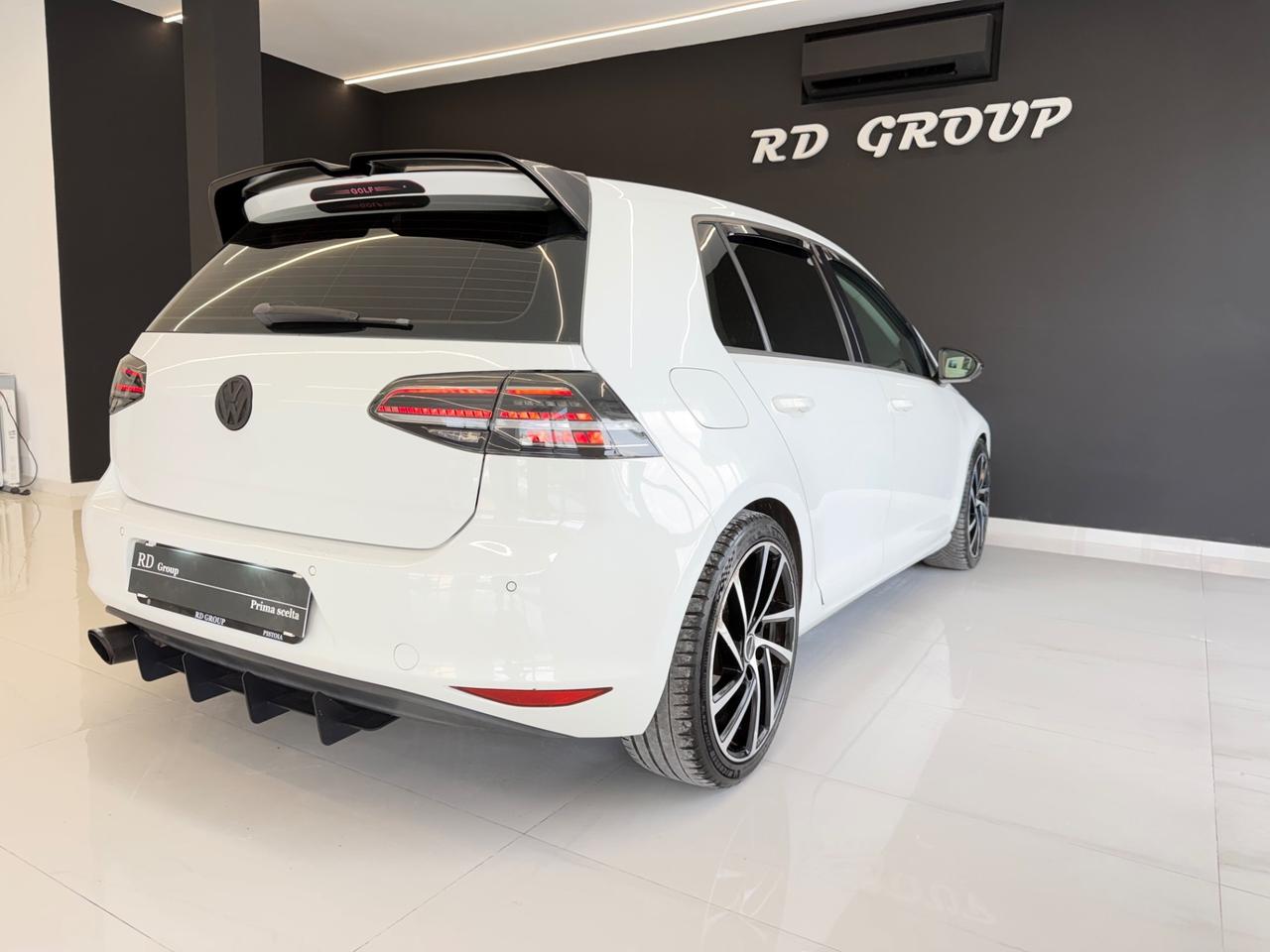 Volkswagen Golf 7 1.6 TDI 5p 90CV Kit GTI