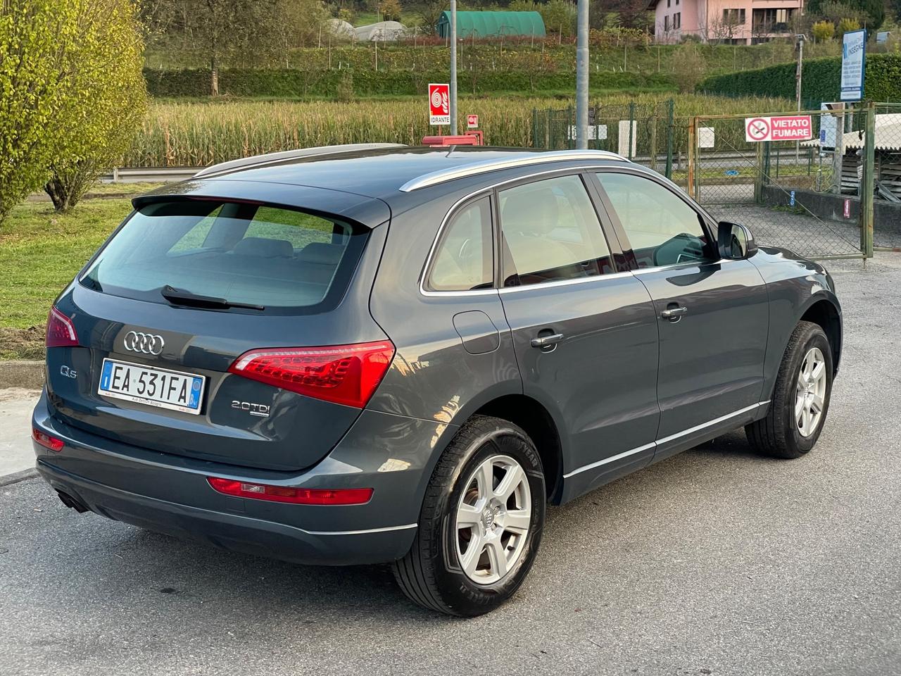 Audi Q5 2.0 TDI 143 CV quattro 4 ruote motrici