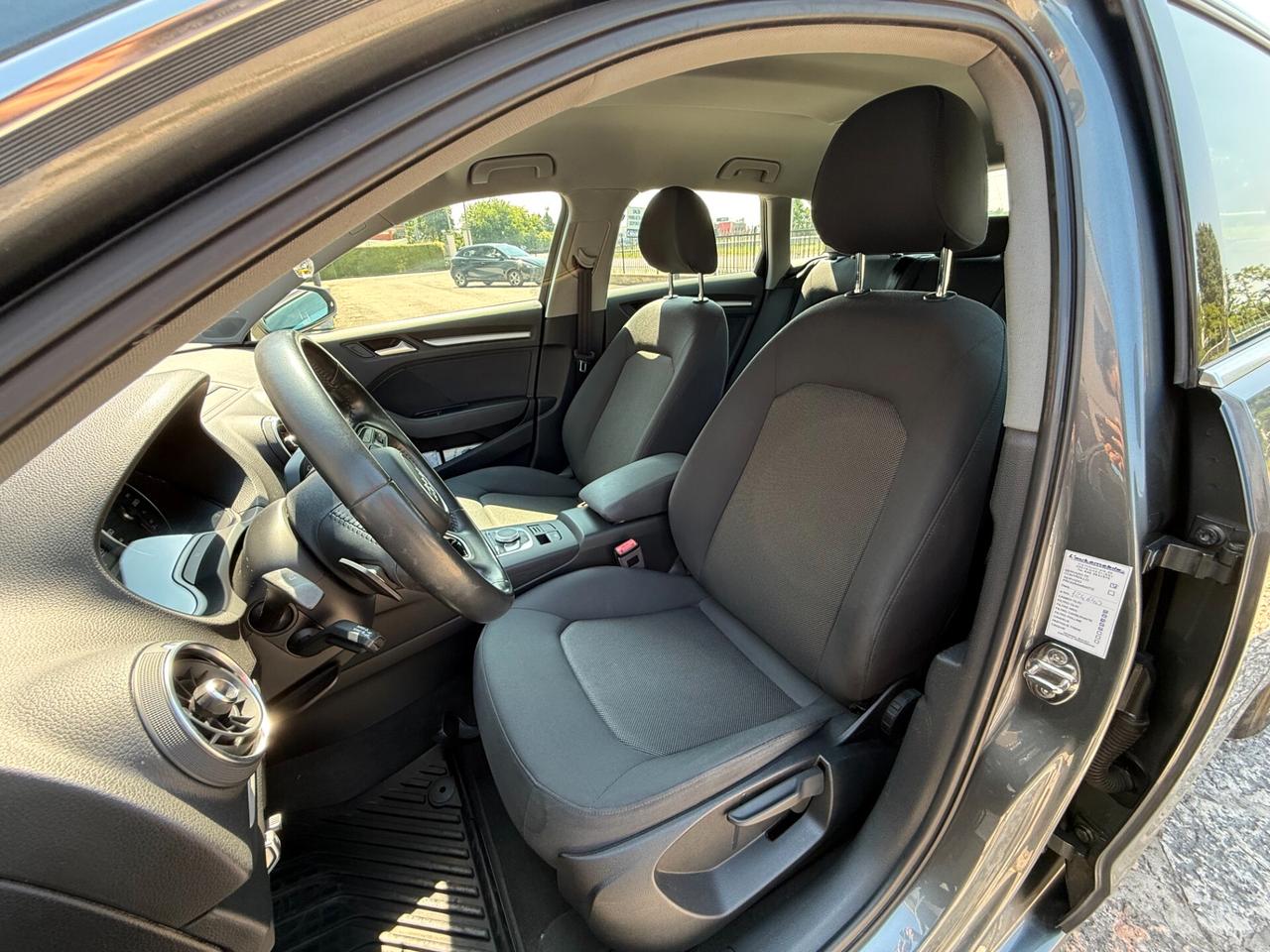 Audi A3 Sedan 1.6 TDI 116 CV Business