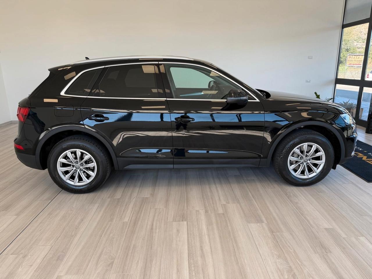 Audi Q5 2.0 TDI quattro S tronic Business