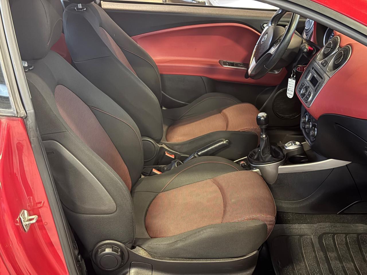 Alfa Romeo MiTo 1.4 78 CV Distinctive Sport Pack