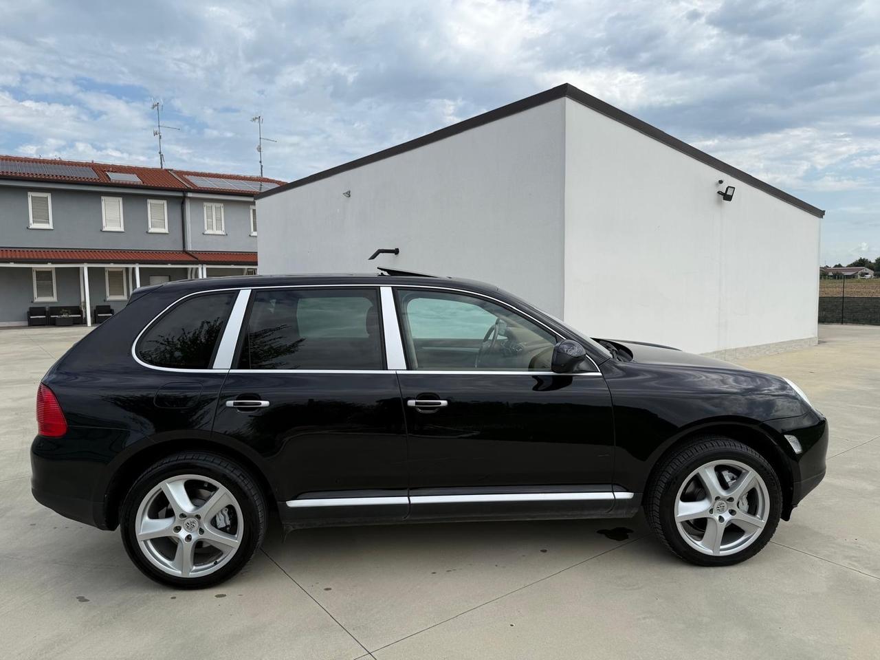 Porsche Cayenne 4.5 cat S