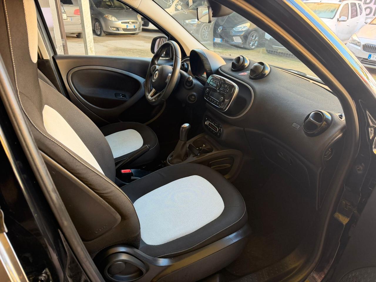 Smart ForFour 1.0cc benzina 12 mesi garanzia-2016