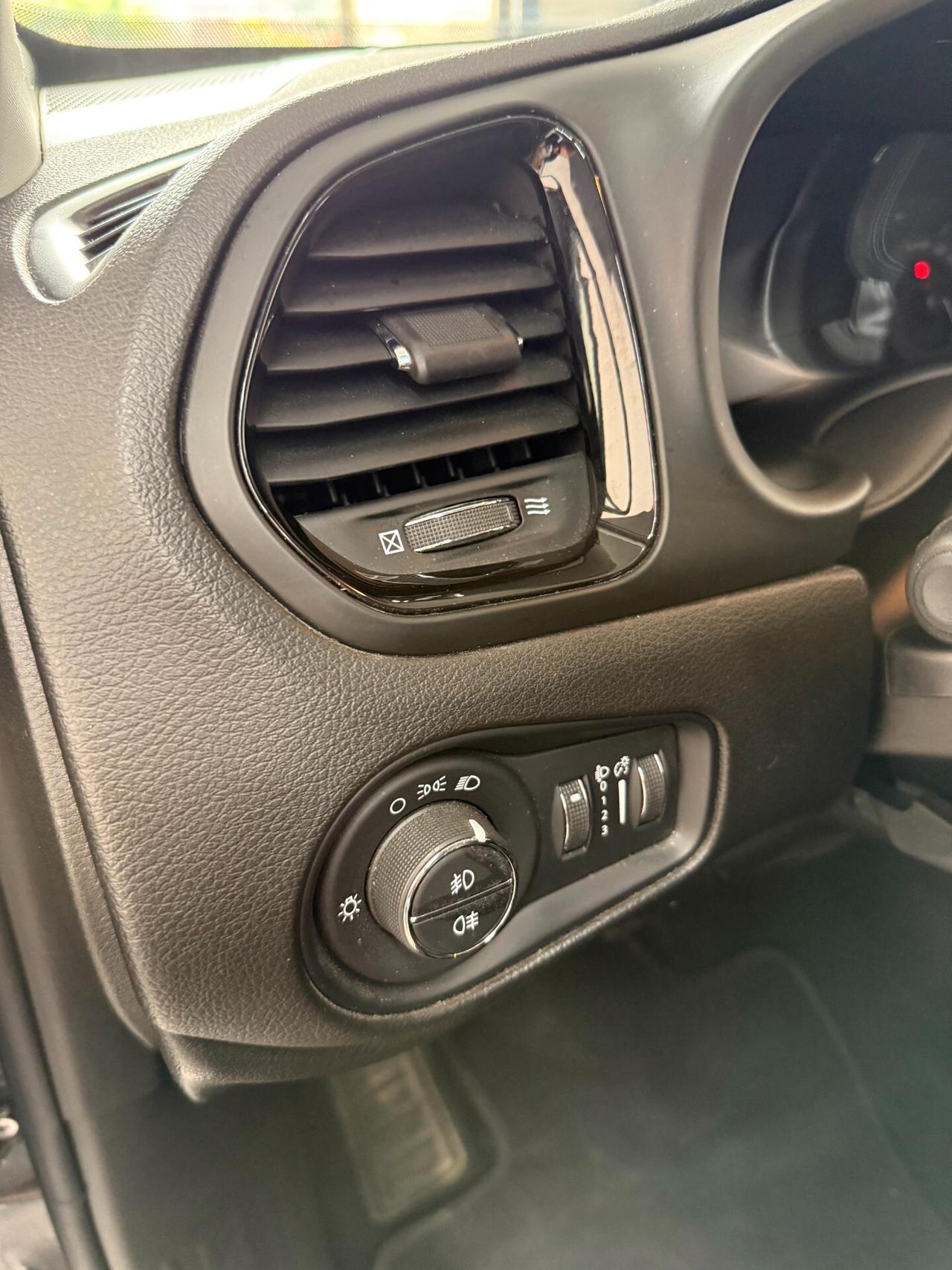 Jeep Renegade 1.3 T4 190CV PHEV 4xe AT6 Limited