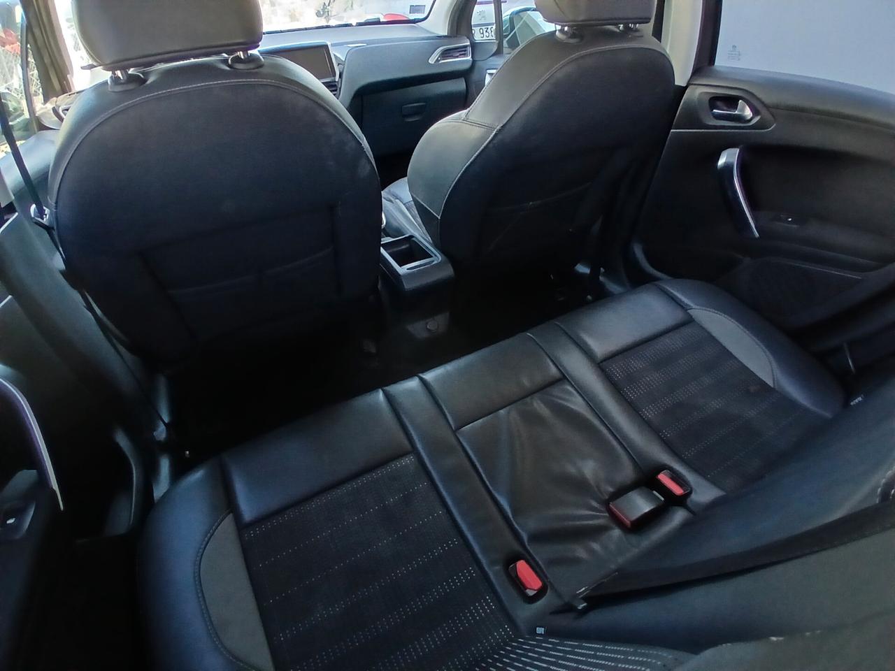 Peugeot 2008 100CV S&S Allure