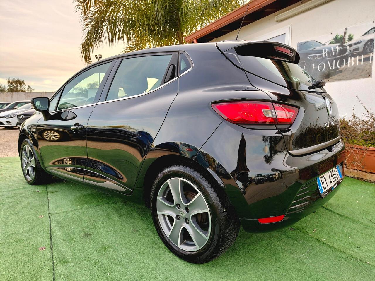 Renault Clio 1.5 dCi 8V 75CV 5 porte Costume National - 2015