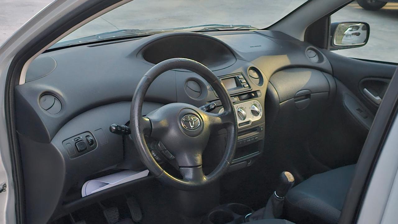 Toyota Yaris 1.0