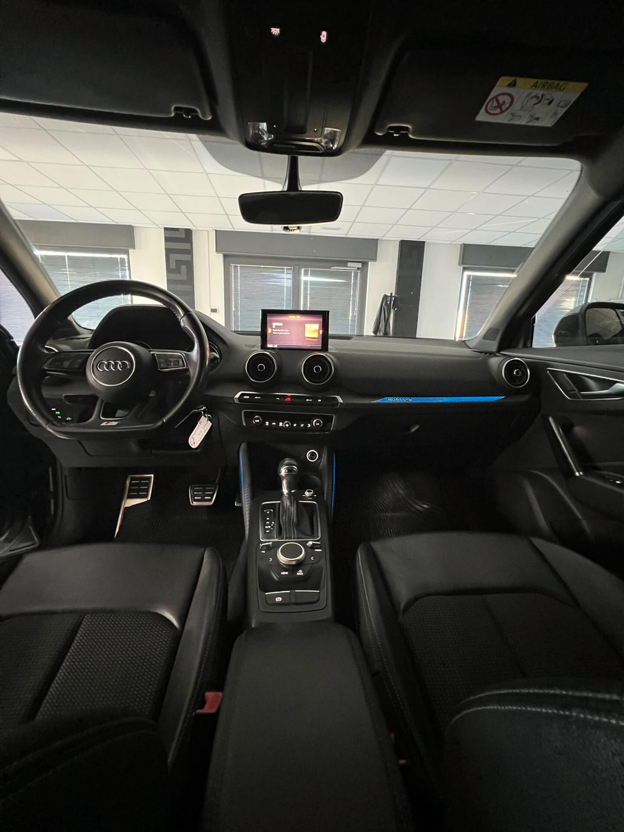 Audi Q2 2.0 TDI quattro S tronic Business