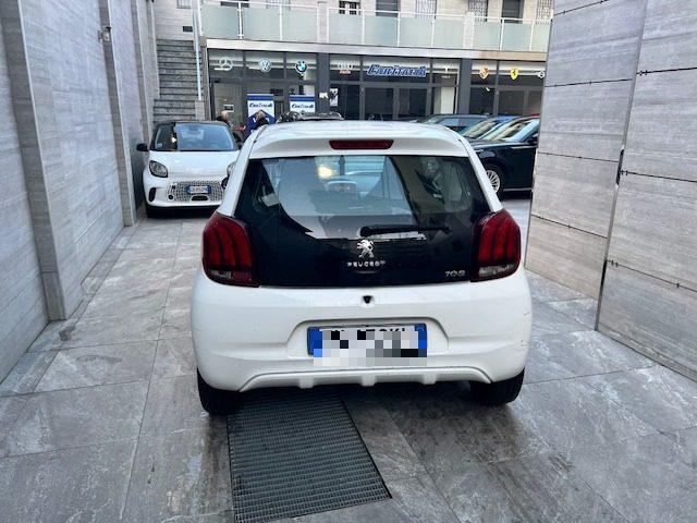 PEUGEOT 108 PureTech 82 Allure TOP!