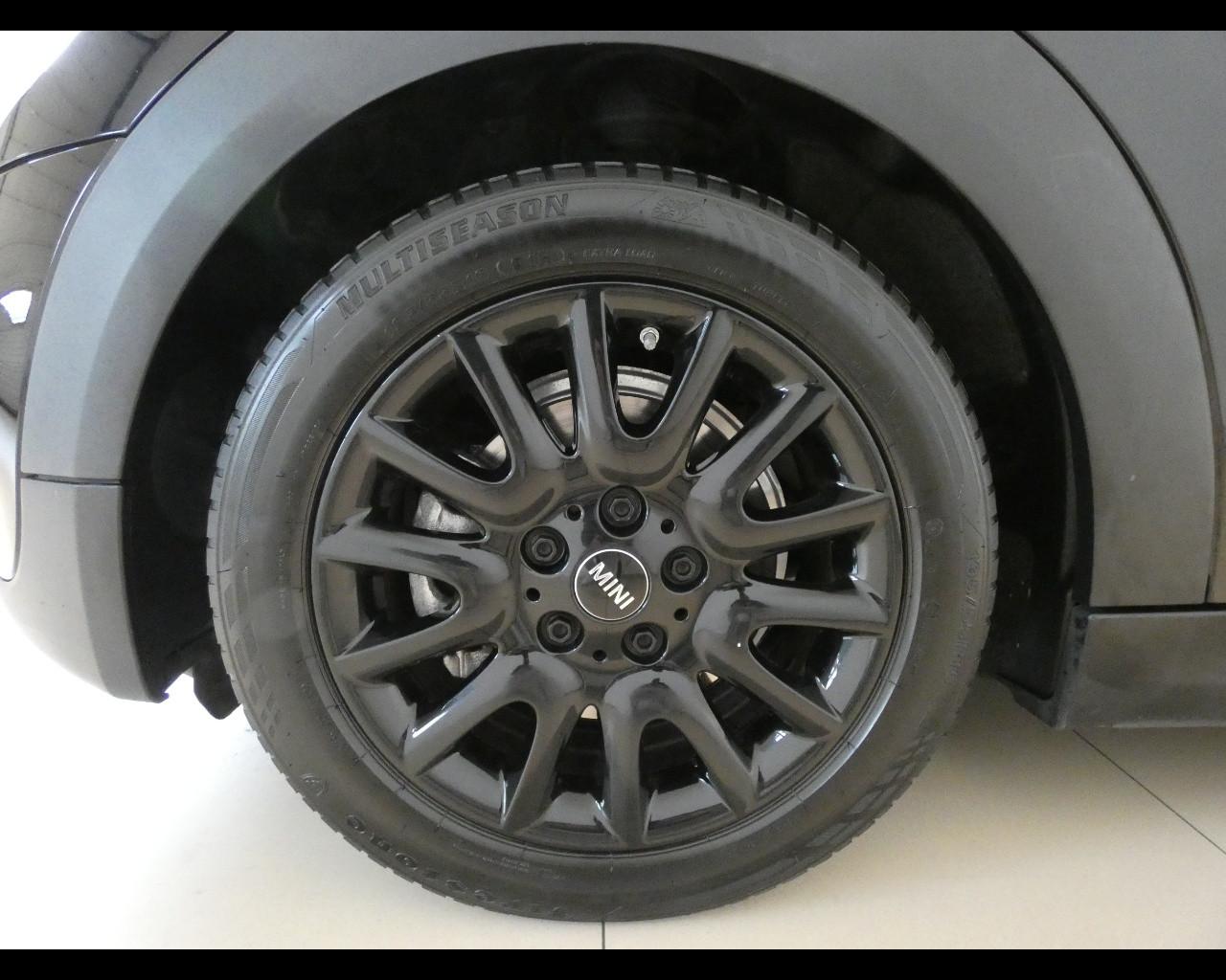 MINI Mini 4ª serie (F56) - Mini 1.5 One 75 CV Baker Street