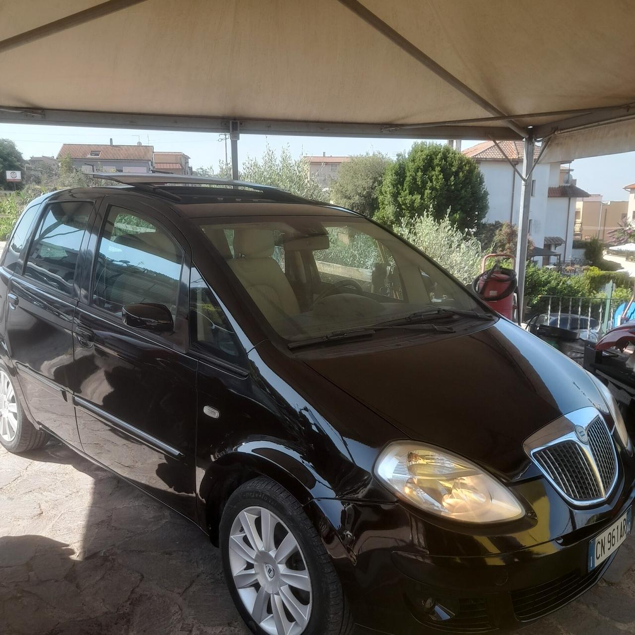 Lancia MUSA 1.9 Multijet Platino