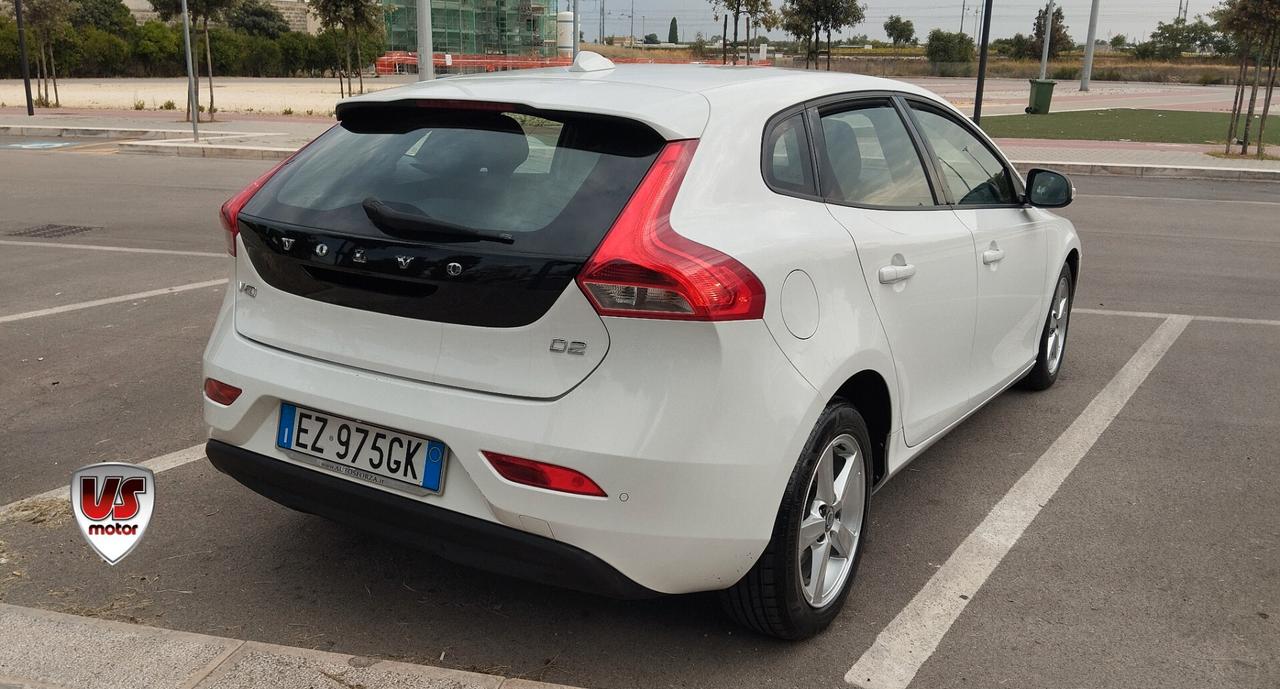 VOLVO V40 1.6 DIESEL NAVI-GARANZIA FULL