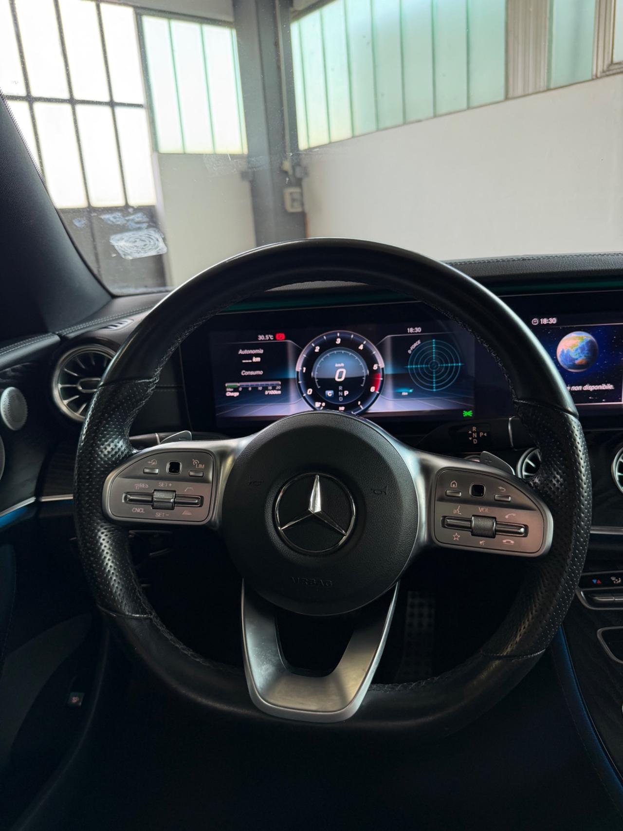 Mercedes-benz E 300 200 d Auto Premium Plus