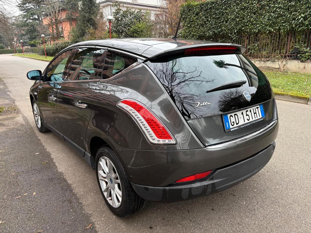 Lancia Delta 1.6 MJT DPF Platino