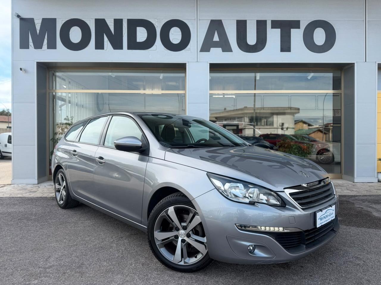 Peugeot 308 PureTech Turbo 130 S&S SW Allure