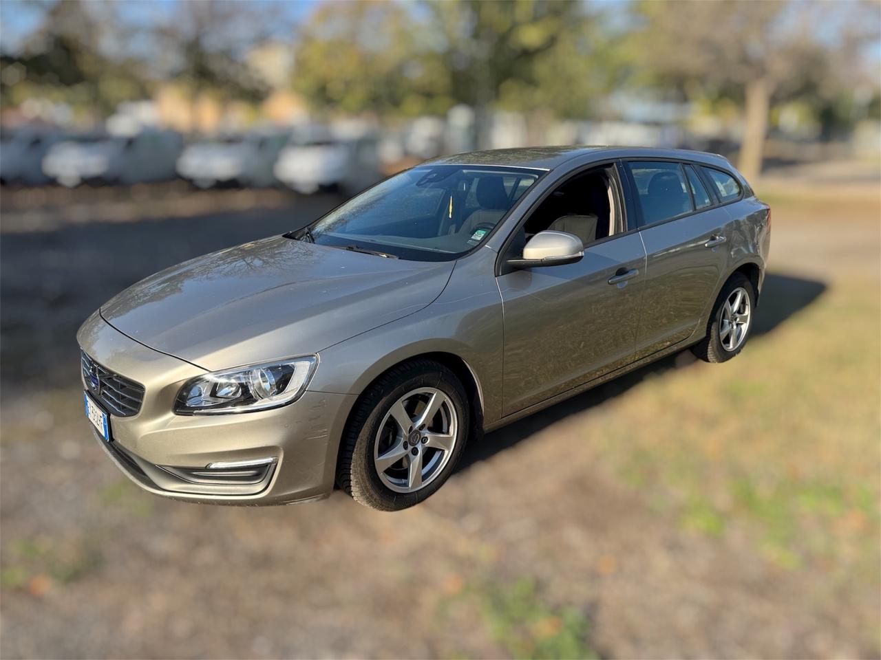 Volvo V 60 1.6 dci diesel SW - 2015