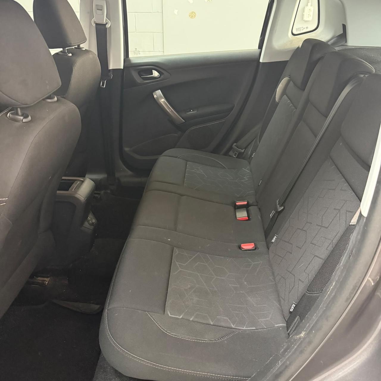 Peugeot 2008 1.2 VTi 82CV Allure EURO5 neopatentati