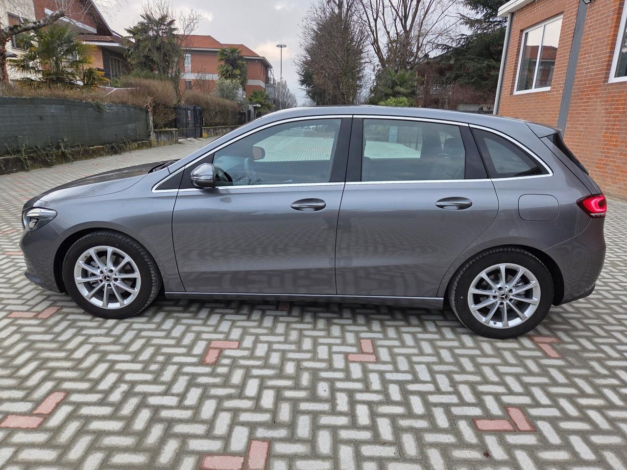 Mercedes-benz B 180 Automatic Premium 136cv