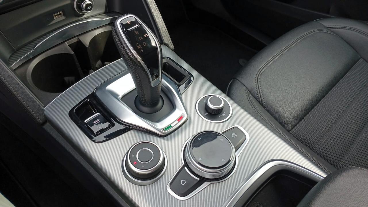 Alfa Romeo Stelvio 2.2 Turbodiesel 190 CV AT8 Q4 Sprint