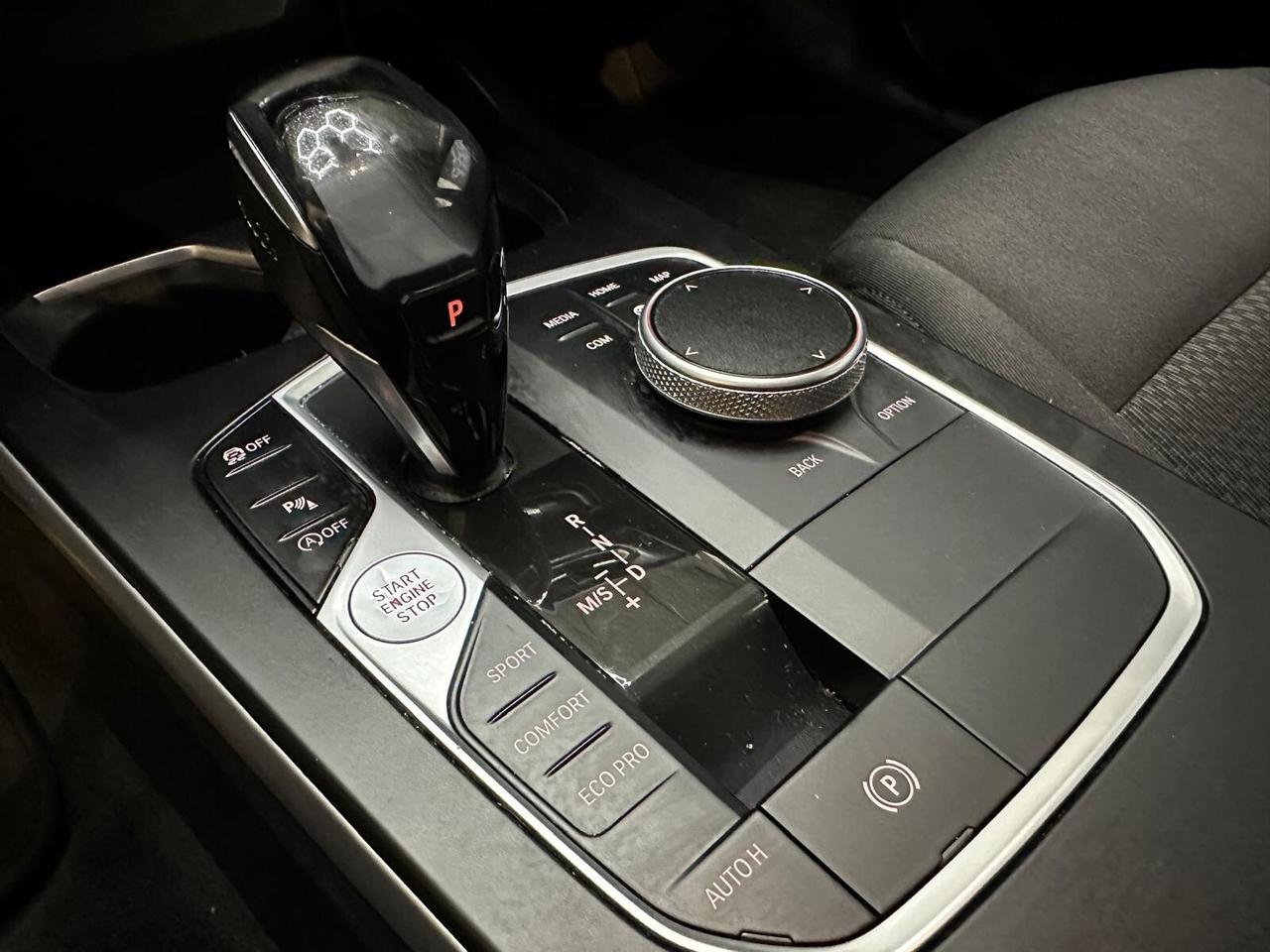 Bmw 116d 5p. Business