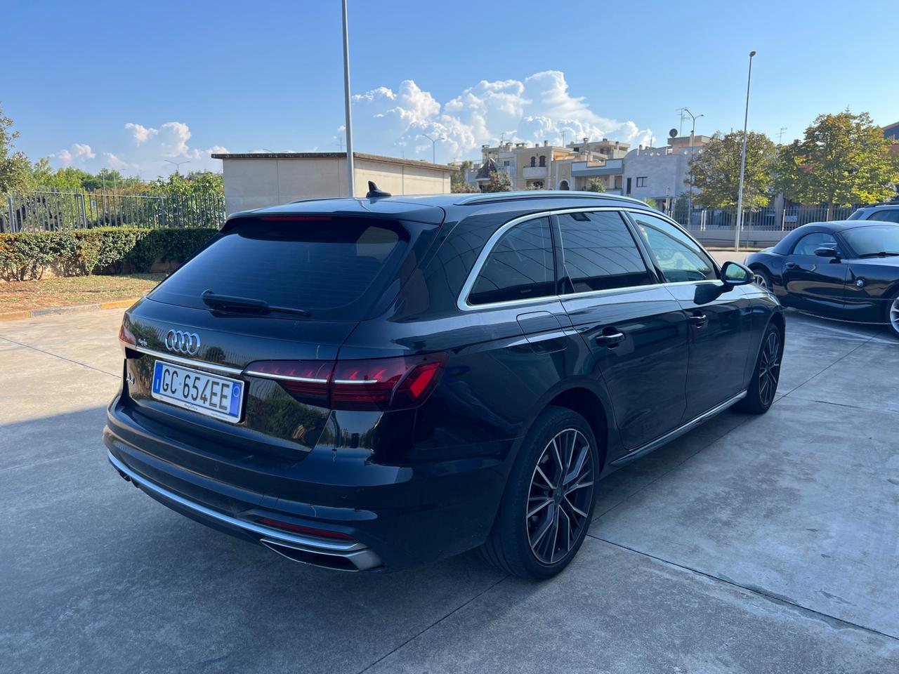 Audi A4 Avant 40 g-tron S tronic line edition