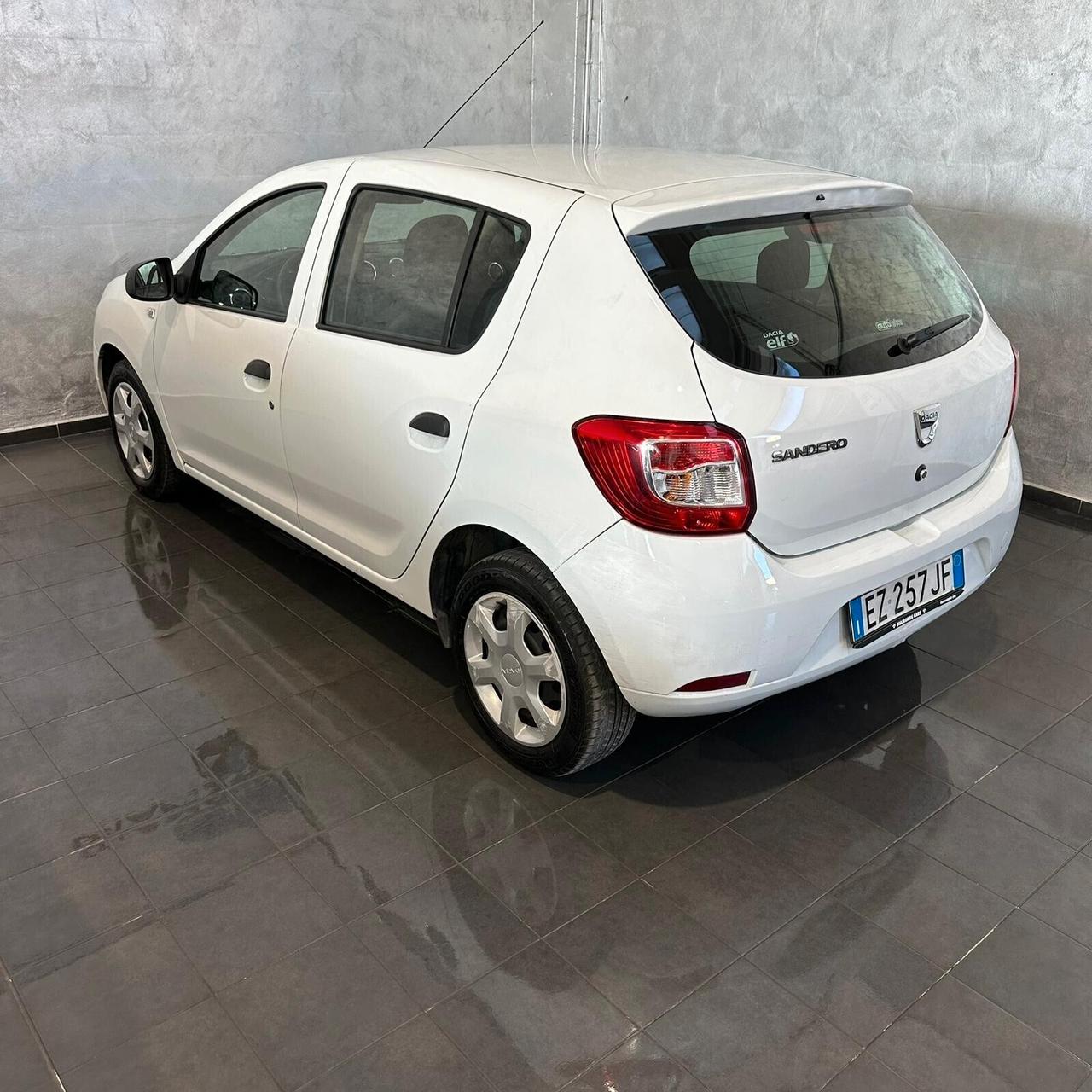 Dacia Sandero 1.2 GPL 75CV Lauréate