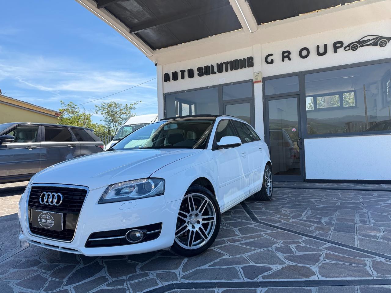 Audi A3 SPB 1.6 TDI 105CV Attraction Tetto Apribile