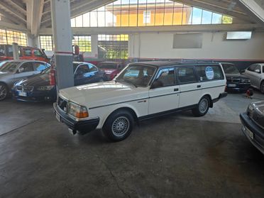 Volvo 240 GLE