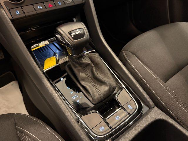 SKODA Karoq 1.5 TSI DSG Selection LED TravelAssist Camera
