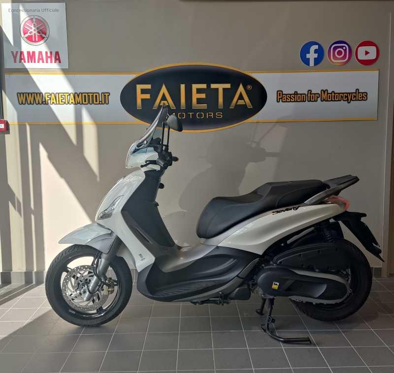 Piaggio Beverly 350 SportTouring ie ABS - 2016