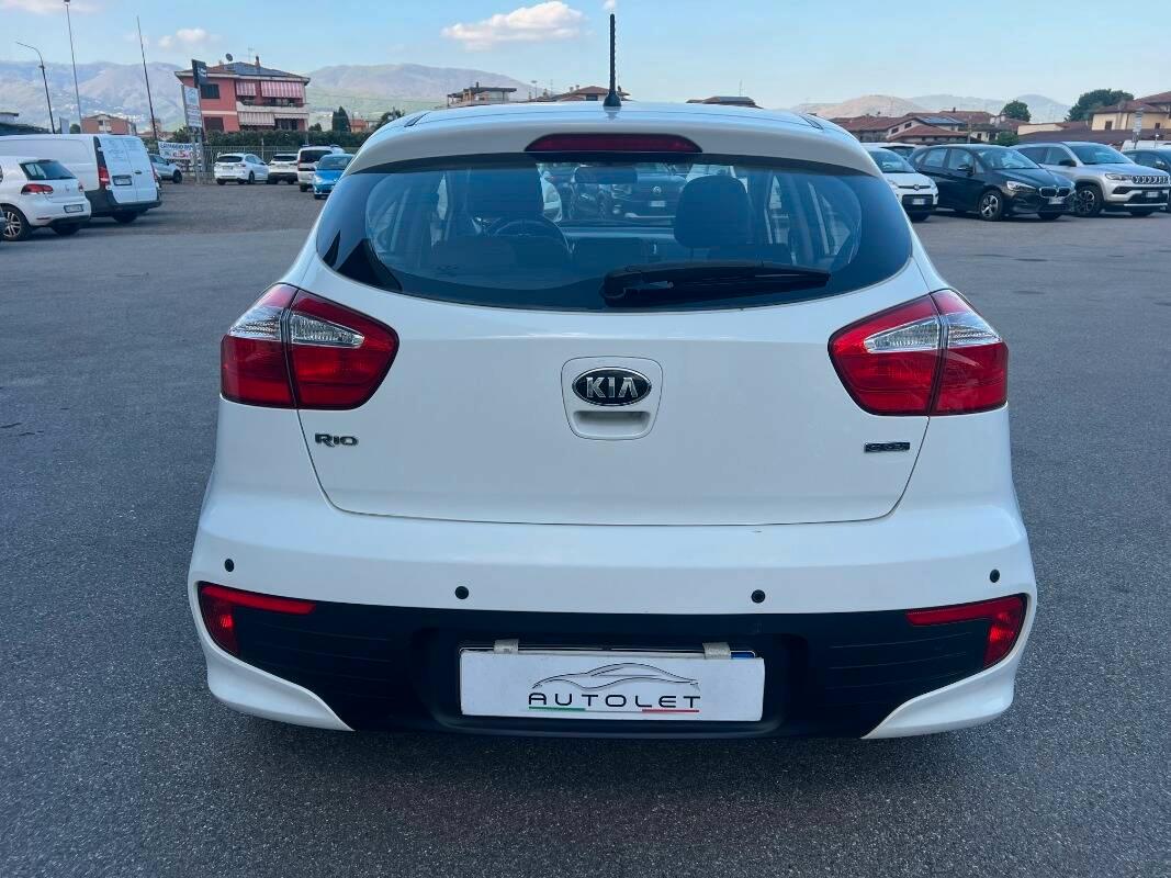 Kia Rio 1.1 crdi Active 5p E6